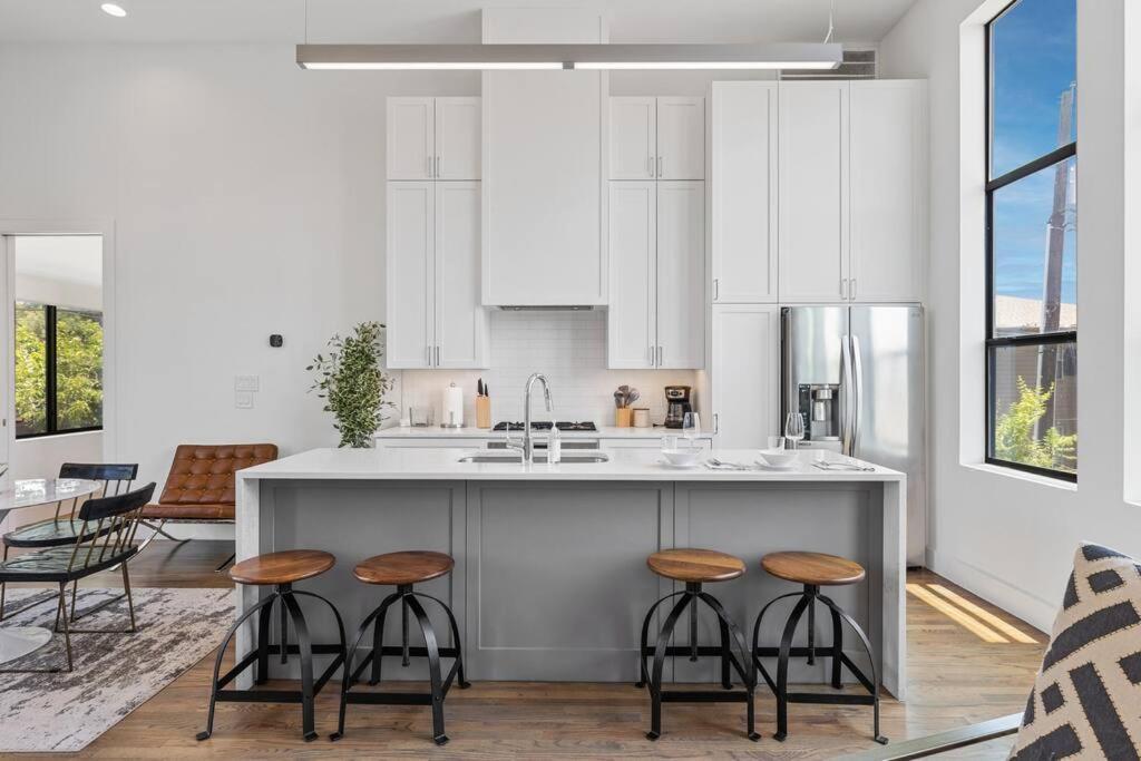 Beautiful Perfectly Located Luxury 2 Bed Townhome Dallas Ngoại thất bức ảnh